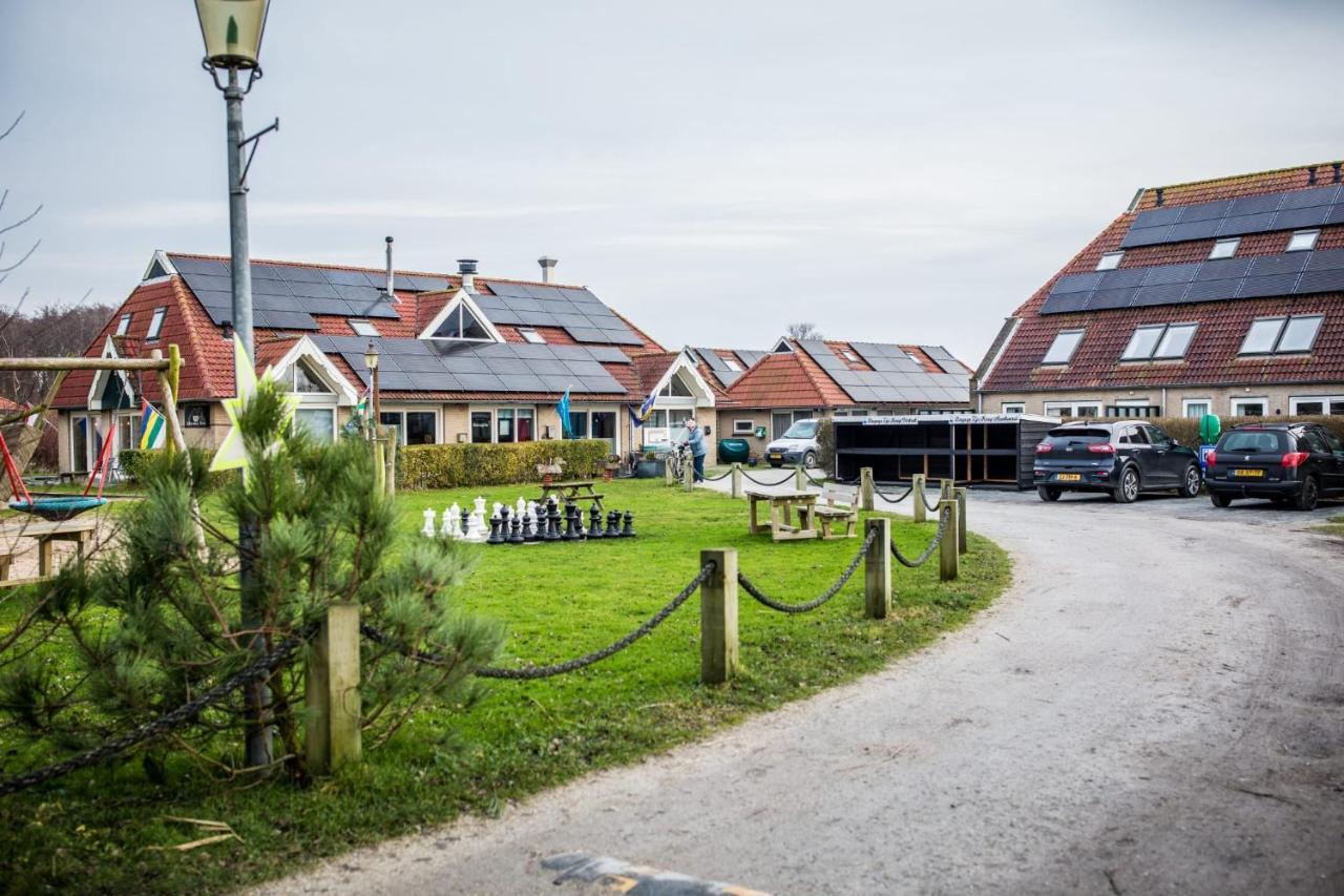 Appartementenhotel Tjermelan Terschelling Oosterend  Exterior foto