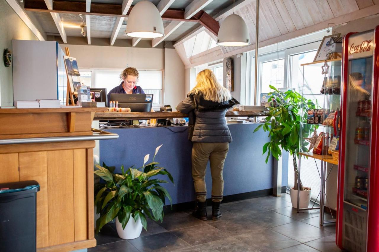 Appartementenhotel Tjermelan Terschelling Oosterend  Exterior foto