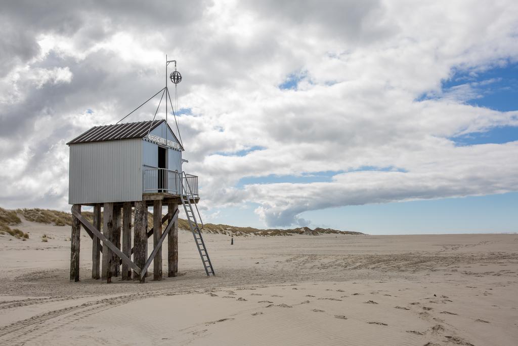 Appartementenhotel Tjermelan Terschelling Oosterend  Exterior foto